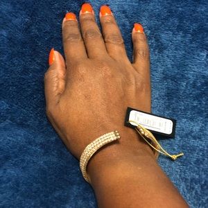 Gold bracelet with diamond shine by Bebe